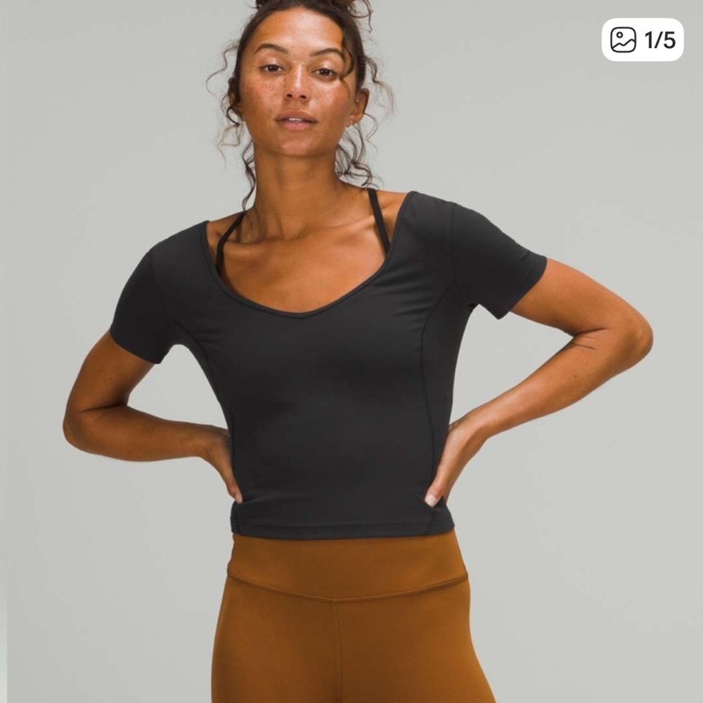 Black Lululemon Crop Top